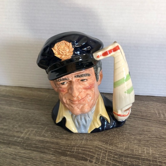 1988 Royal Doulton Yachtsman Mug - Picture 2 of 13